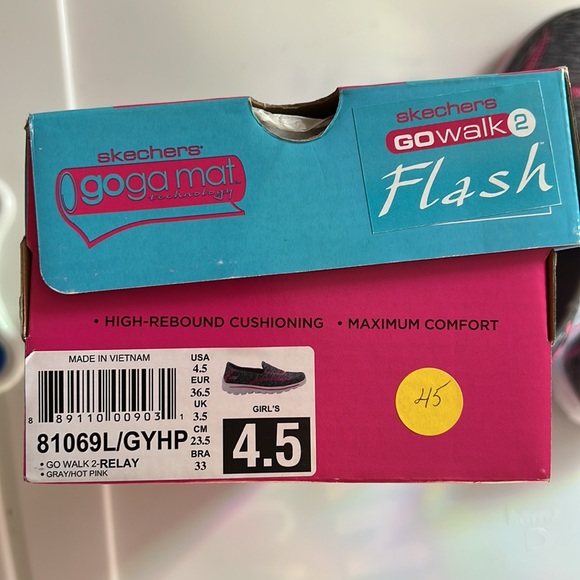 NIB Skechers Go Walk 2 Relay Slip On Shoes - Picture 2 of 4
